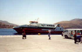 ferry4.jpg (108603 bytes)