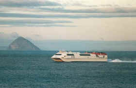 hss-ailsa-craig.JPG (30805 bytes)